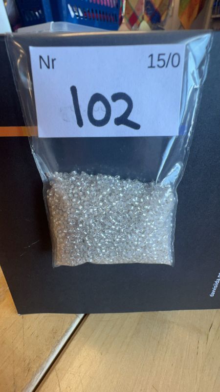 Mini 102 - Krystal / Blank med sølv på innsiden